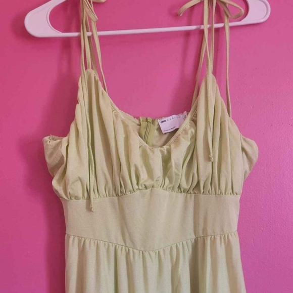 ASOS Light Green Summer ☀️ Dress - Picture 3 of 3